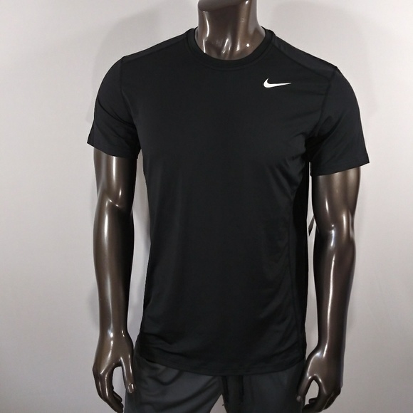 Nike DRI-FIT Workout top. - Picture 3 of 6